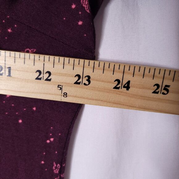 Torrid Top 2X Burgundy Tiger Print Super Soft Knits V Neck - Picture 7 of 11